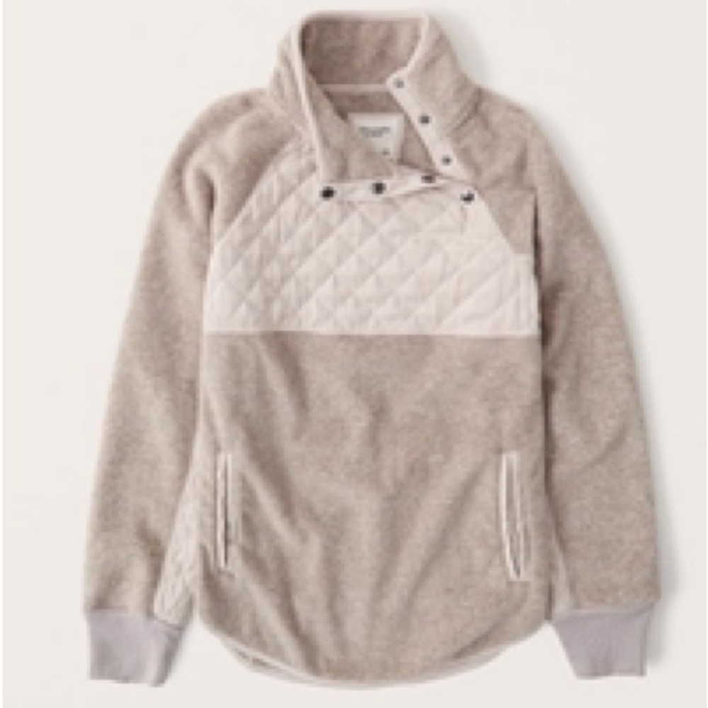 Abercrombie & Fitch Oatmeal Asymmetrical Snap-up Fleece